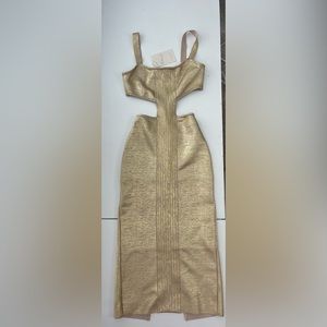 NWT| Mew Mew statement dress| size M